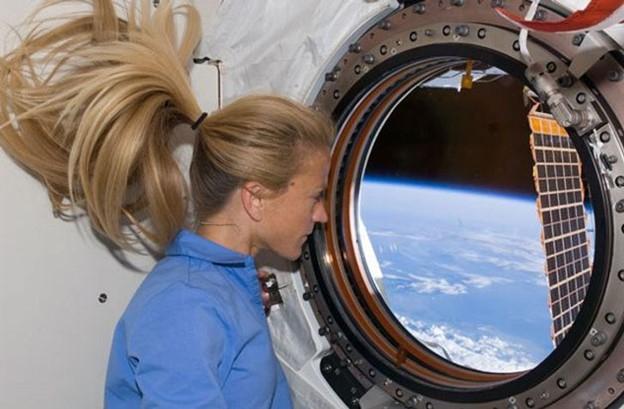 © NASA