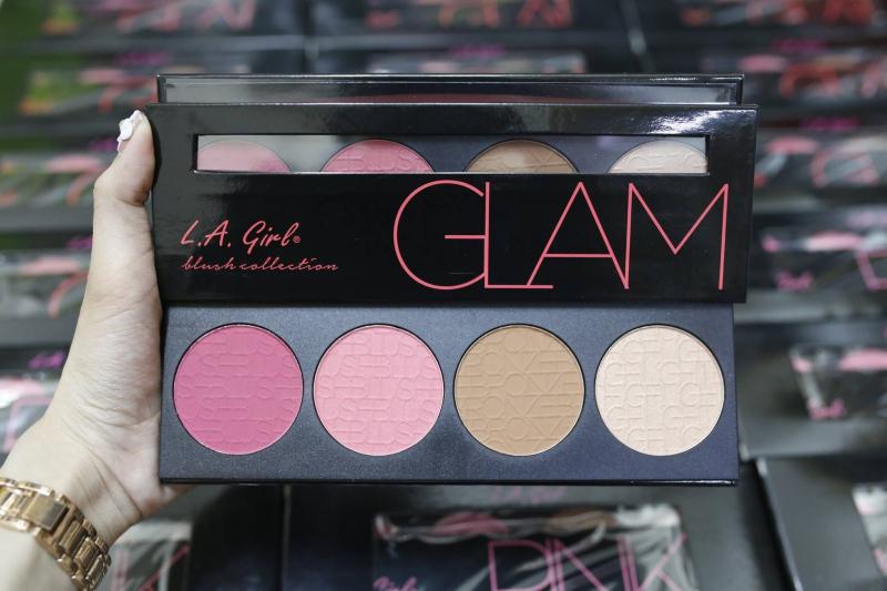 Bảng Phấn Má, Tạo Khối, Highlight L.A Girl Beauty Brick Blush Collection (22g)