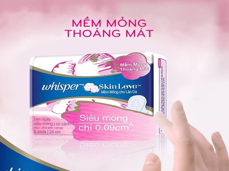 Băng vệ sinh Whisper Skinlove siêu mỏng