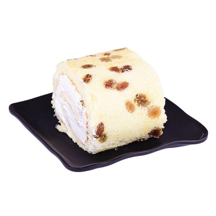 Bánh bông lan cuộn nho khô
