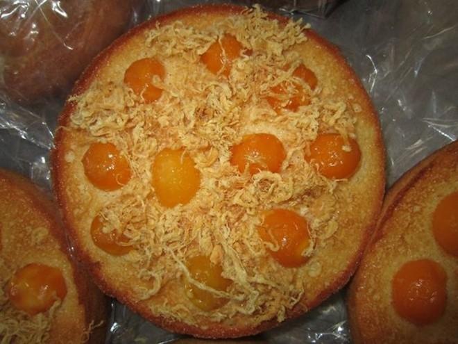 Bánh bông lan trứng muối