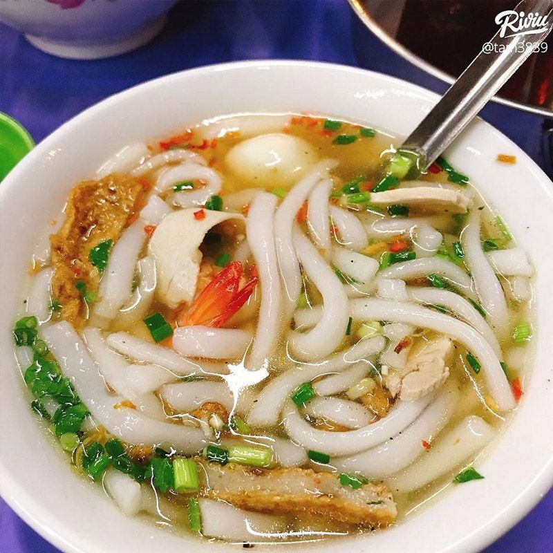 Bánh Canh Bến Có