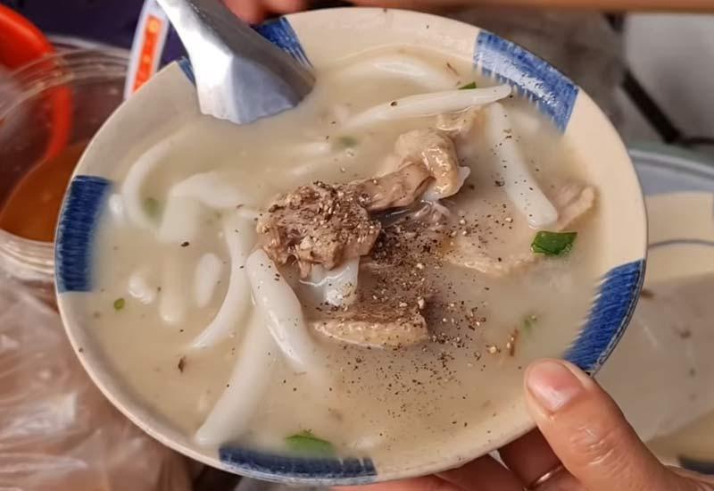 Bánh canh bột xắt