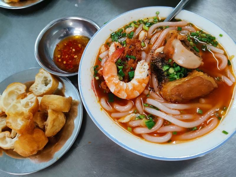 Bánh Canh Cua Hoàng Lan