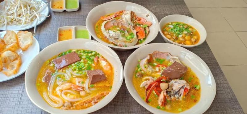 Bánh Canh Cua Lộc Vừng