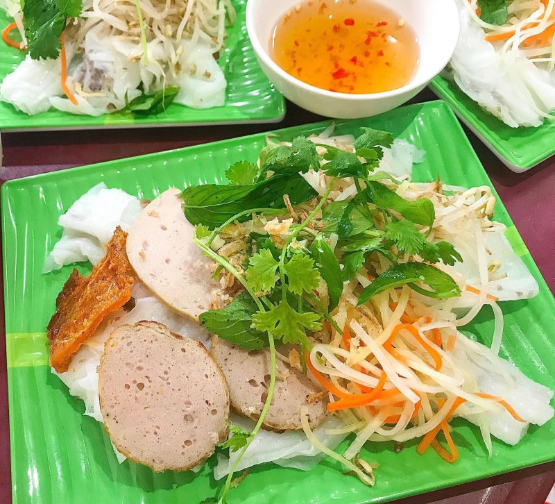 Bánh cuốn nóng Dì 6