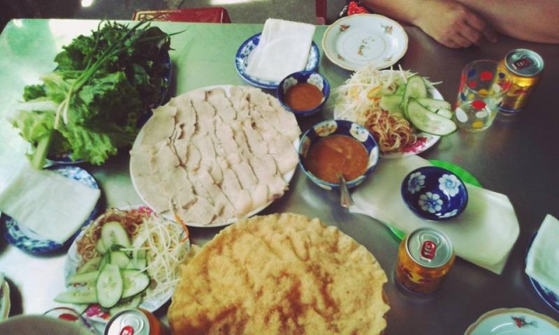 Bánh cuốn hẻm