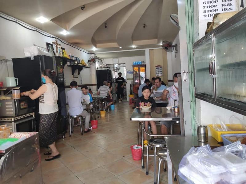 Bánh cuốn Minh Tú