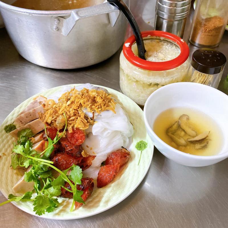 Bánh cuốn nóng 40 Hàng Tre