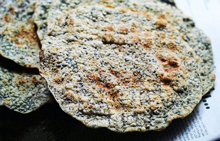 Bánh đa vừng Hà Tĩnh