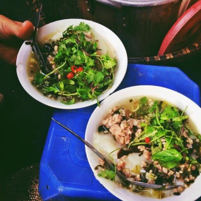 Bánh đúc nóng - Bánh Đúc Nóng & Miến Trộn - Lê Ngọc Hân