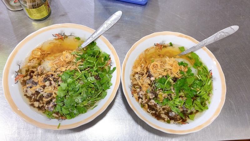Bánh Đúc Nóng Trung Tự