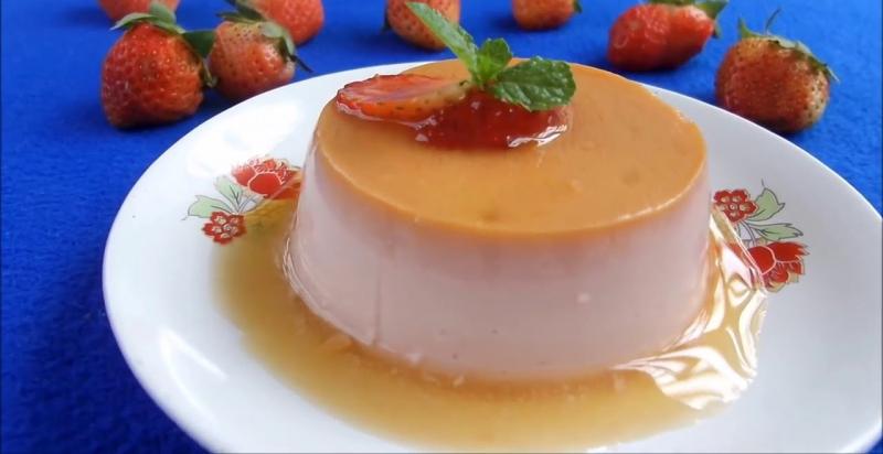 Bánh flan dâu tây