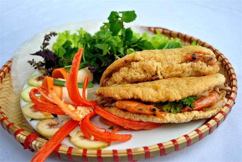 Bánh khoái của Quảng Trị