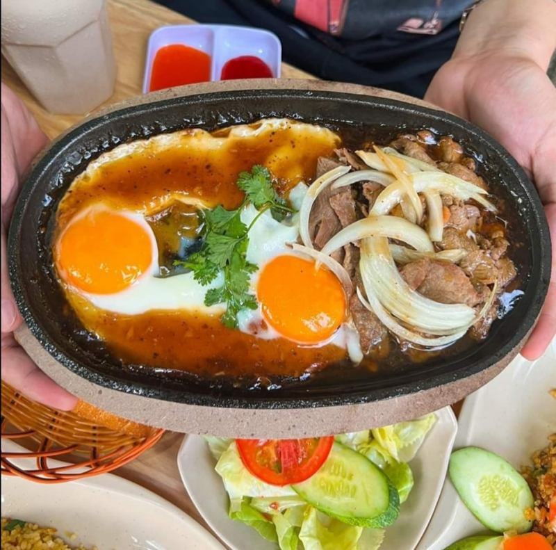 Bánh Mì Chảo Cô Ba