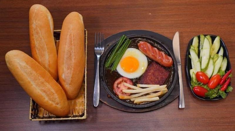Bánh mì chảo Phú Ông