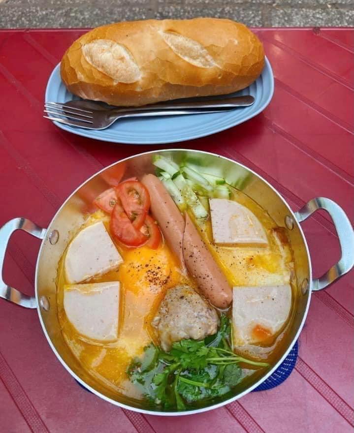 Bánh Mì Chảo Thảo