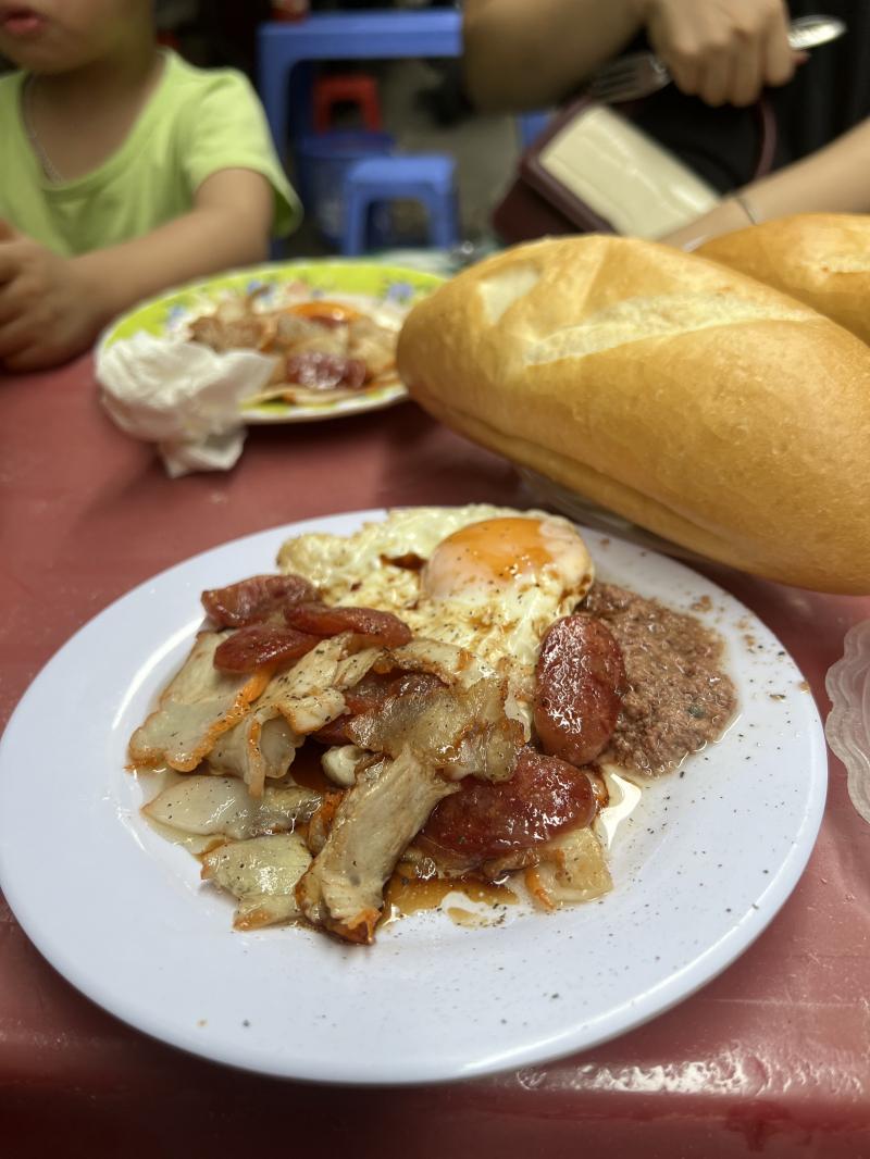 Bánh Mì Cô Nga