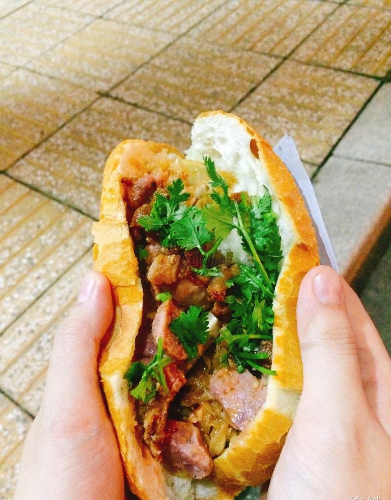Bánh mì đêm
