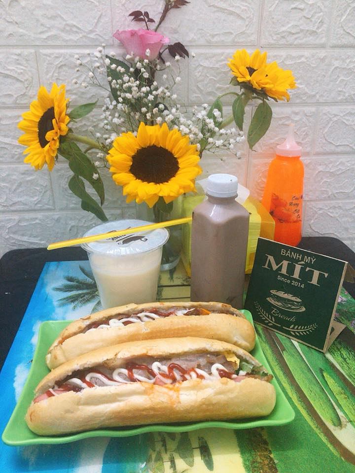 Bánh mì & trà sữa