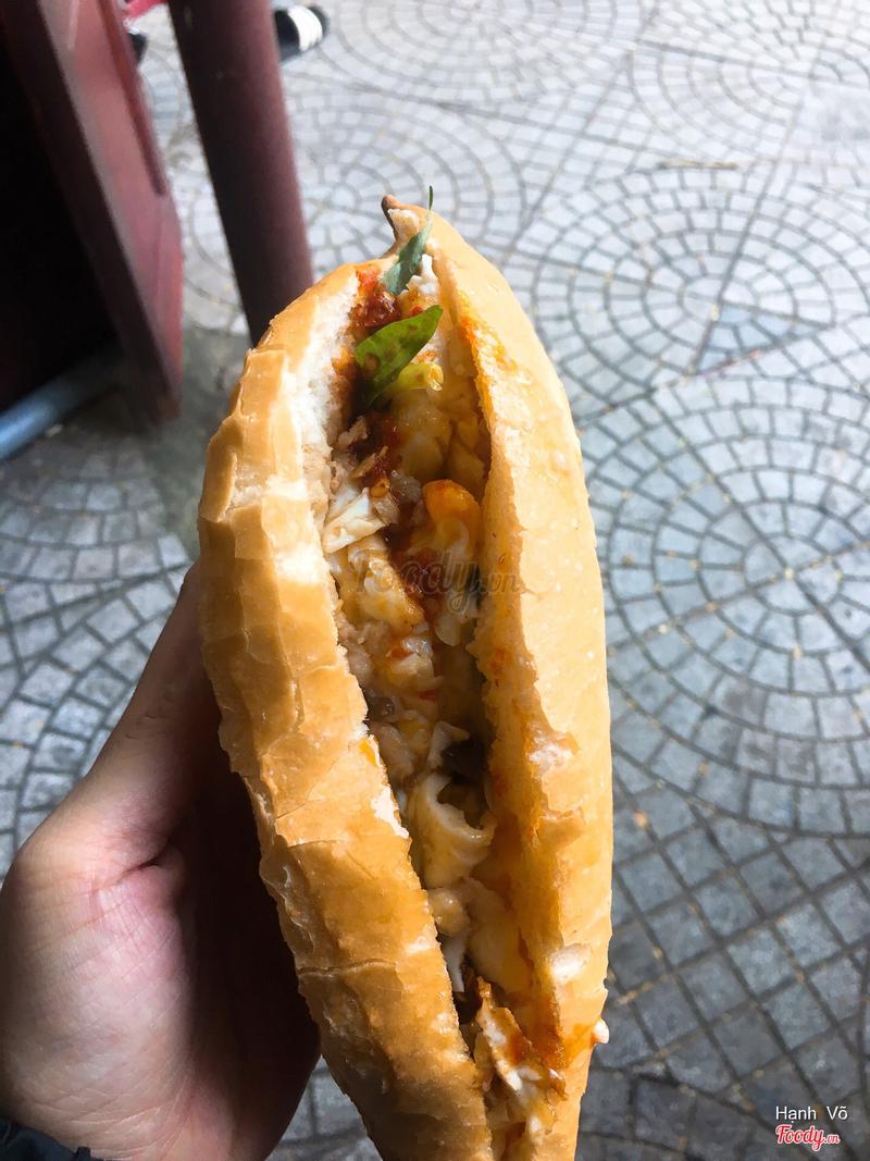 Bánh mì Phố cổ