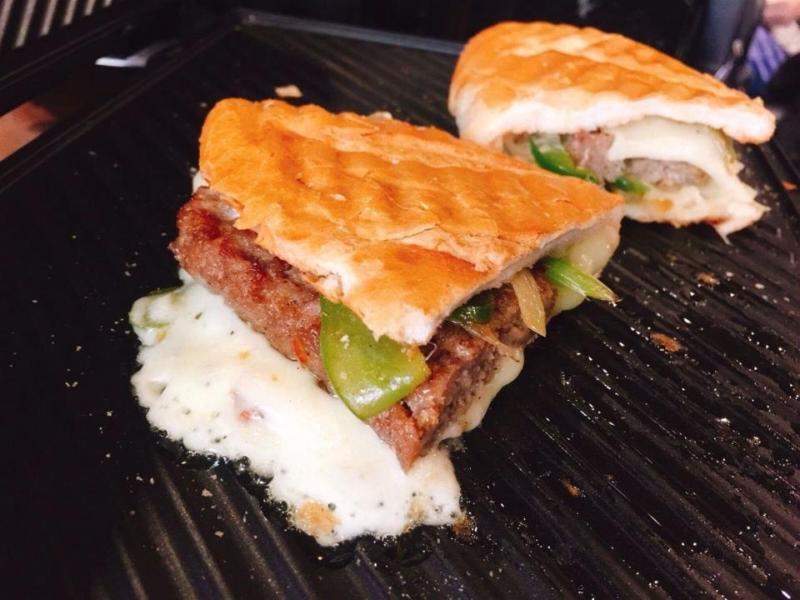 Bánh mì Bò Phô mai