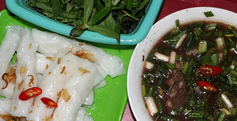 Bánh mướt với xáo lòng
