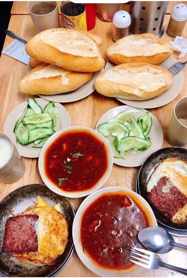 Bánh mỳ sốt vang 35