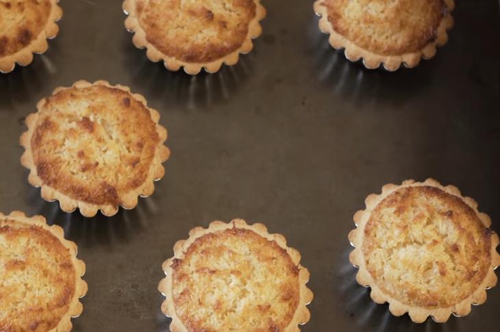 Bánh Tart dừa