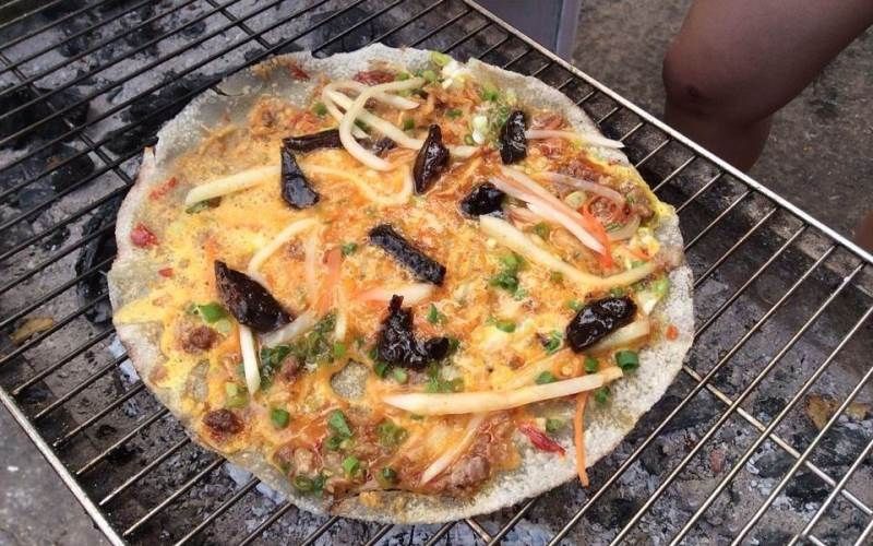 Bánh tráng nướng Đà Lạt tại quán