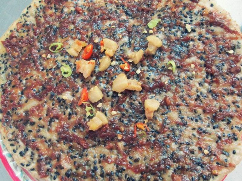Bánh tráng nướng mắm ruốc