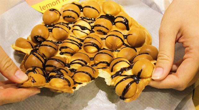 Bánh trứng non