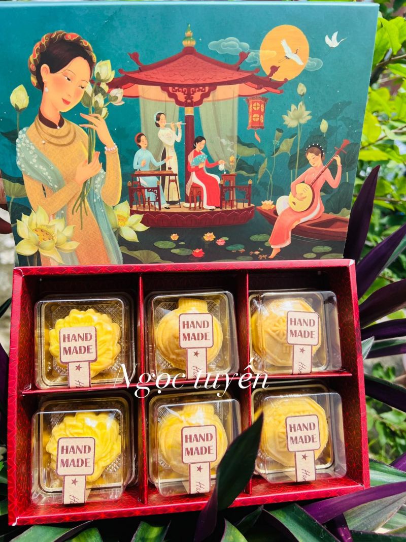 Bánh trung thu Ngọc Tuyến