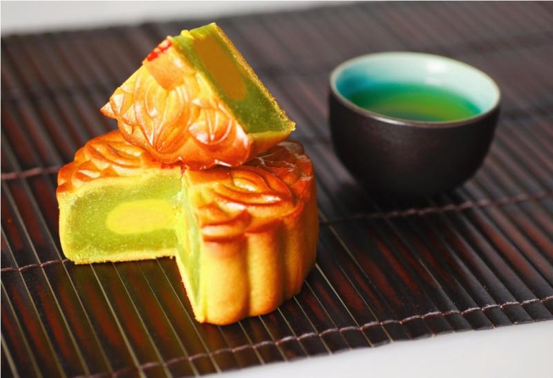 Bánh trung thu trứng muối