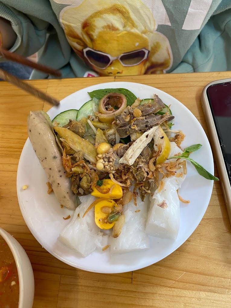 Bánh ướt lòng gà Trang