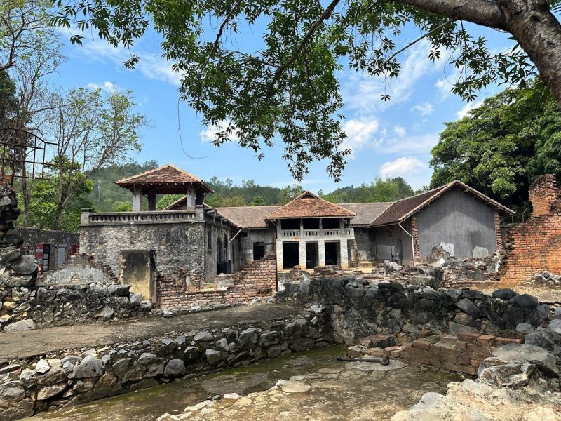 Bảo tàng và nhà tù Sơn La