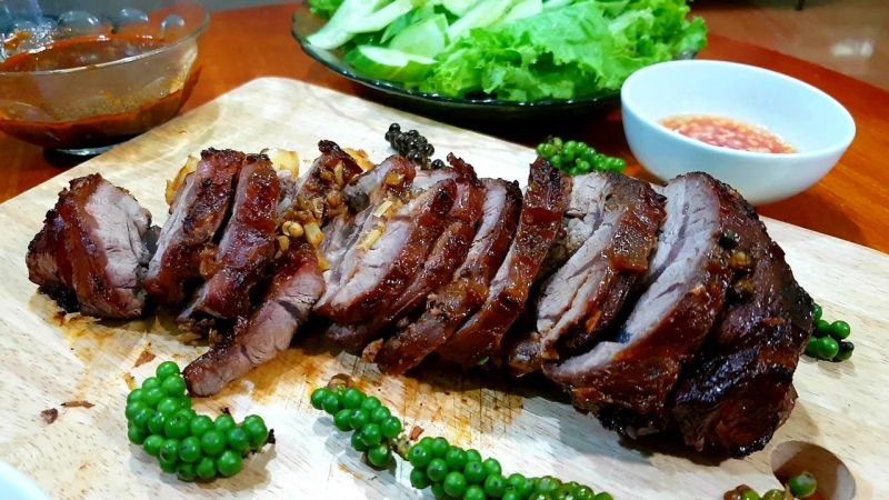 Bắp bò nướng tiêu xanh