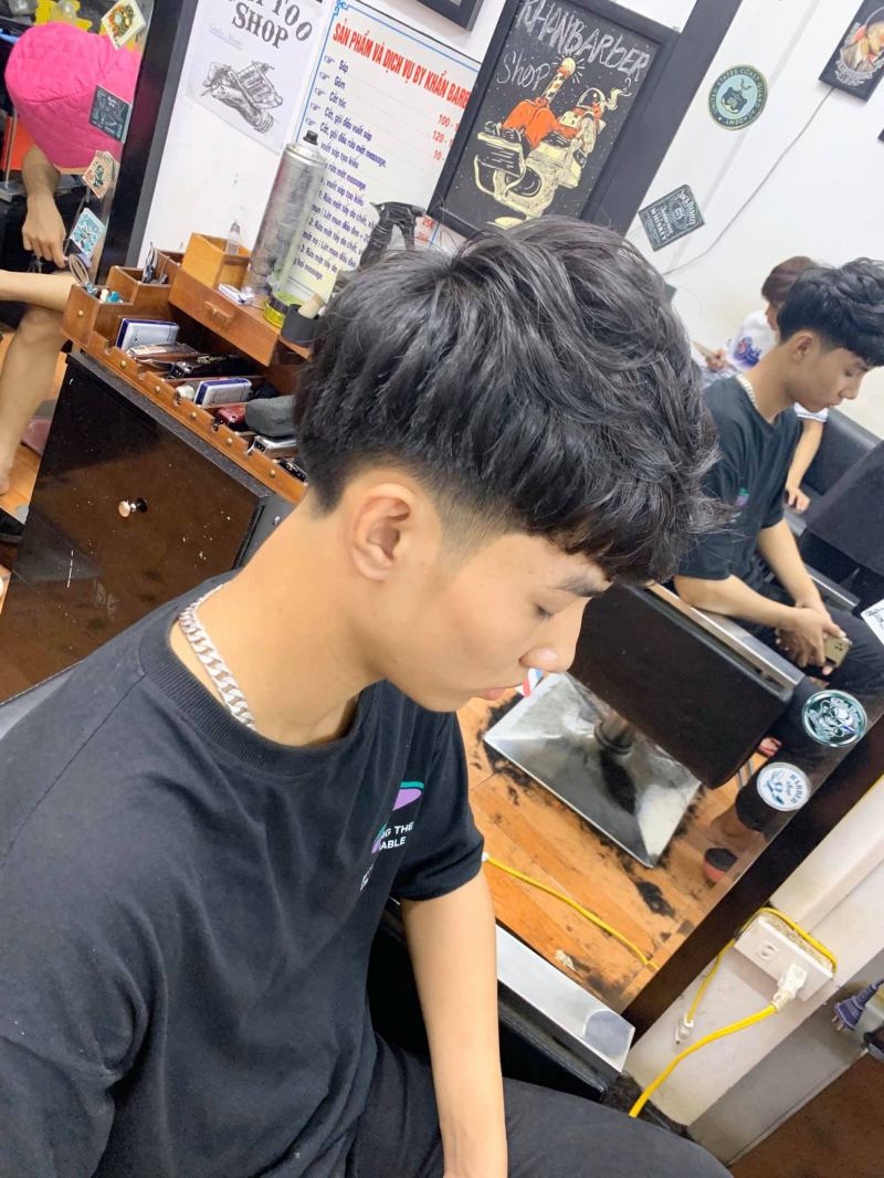 Khẩn barber shop