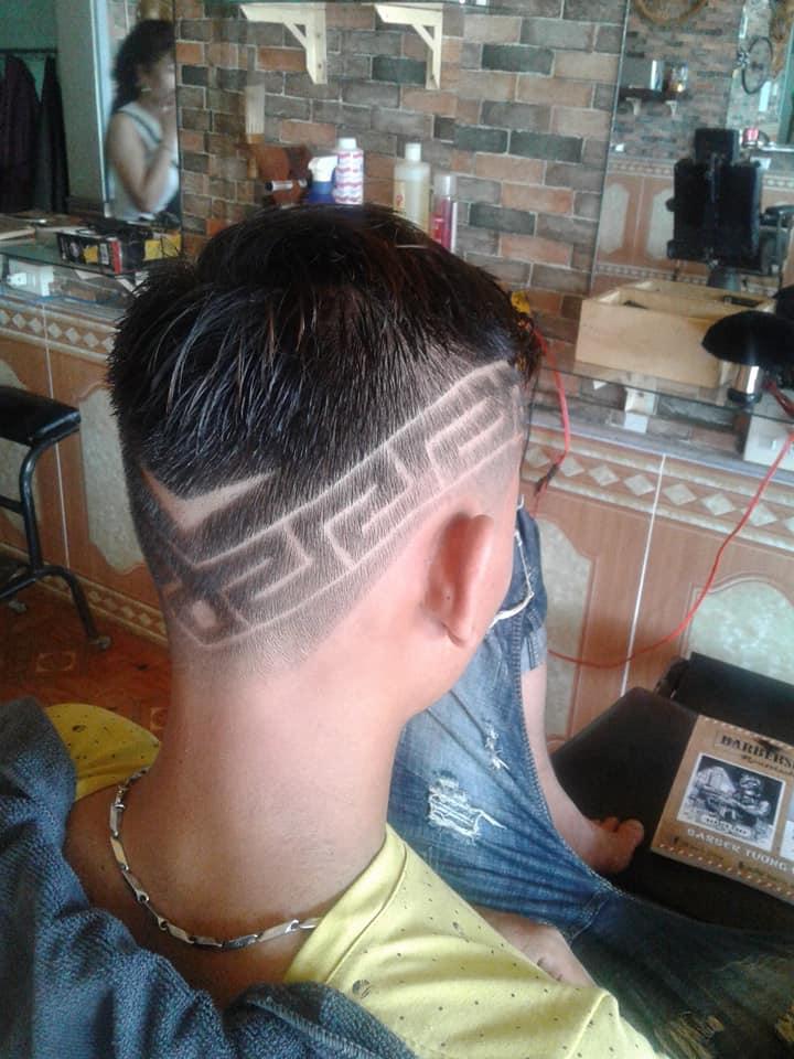 Barbershop Đỏ Nguyễn