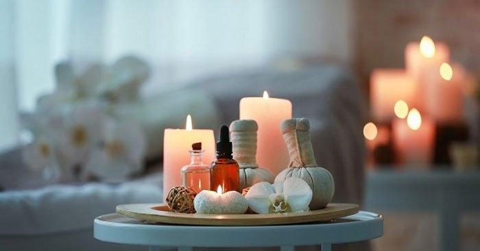 Bật đèn tỏa ra mùi thơm