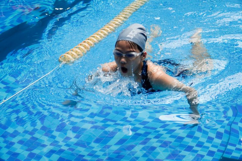 Bể bơi Fami Fitness