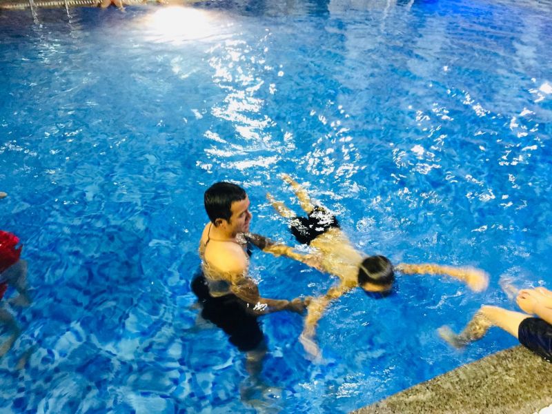 Hồ bơi Gia Huy