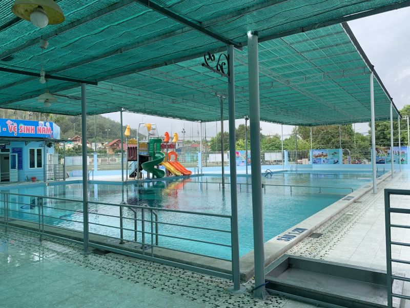 Bể bơi nước mặn Cựu Viên