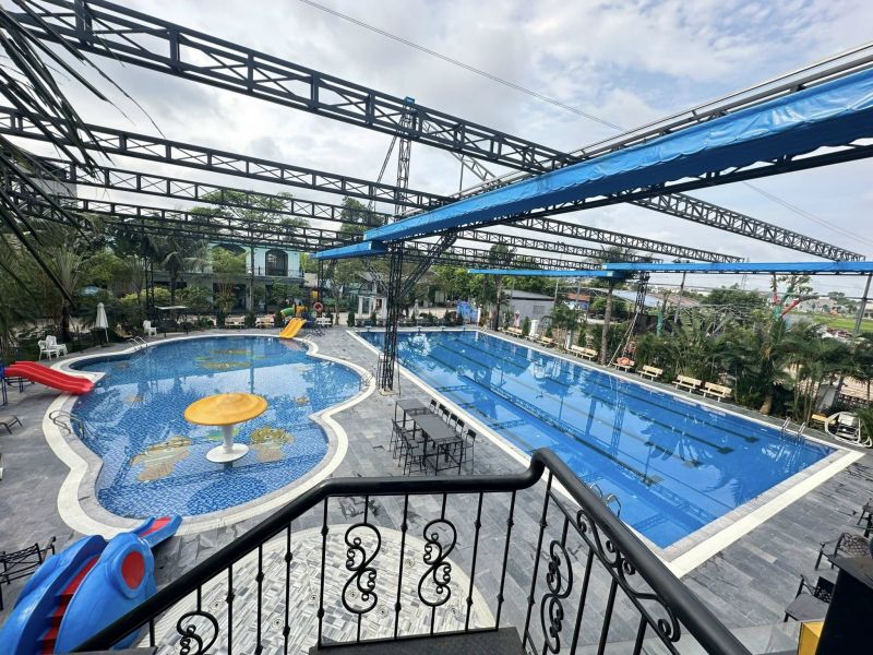 Bể bơi Phú Tâm