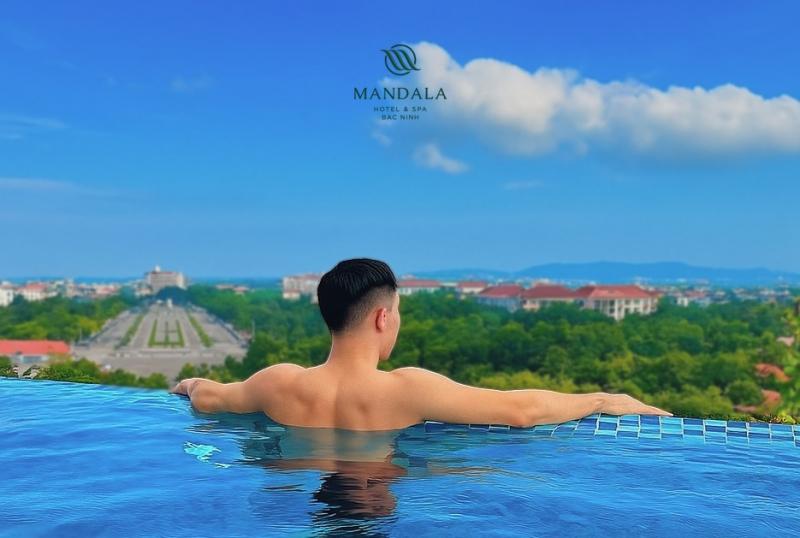Bể bơi vô cực Mandala