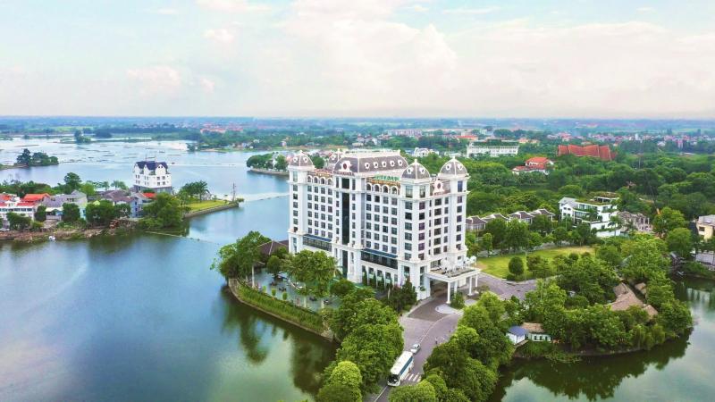 Westlake Hotel & Resort