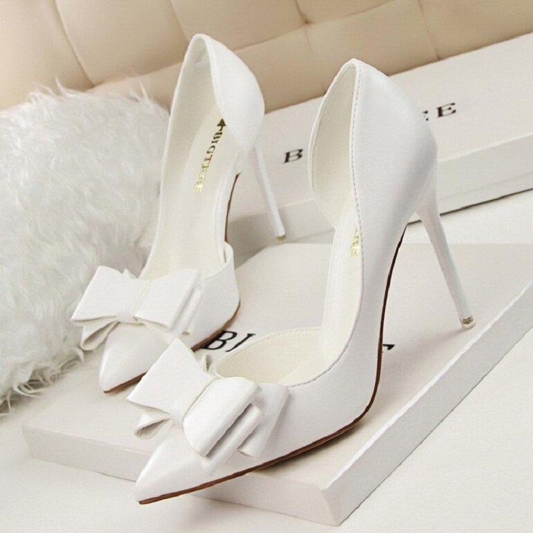 Bee Shoes