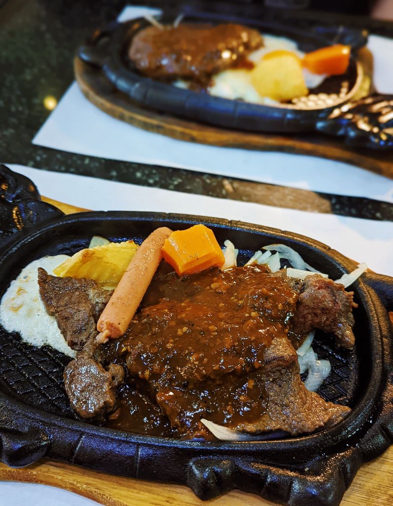 Beefsteak Lục Nguyên