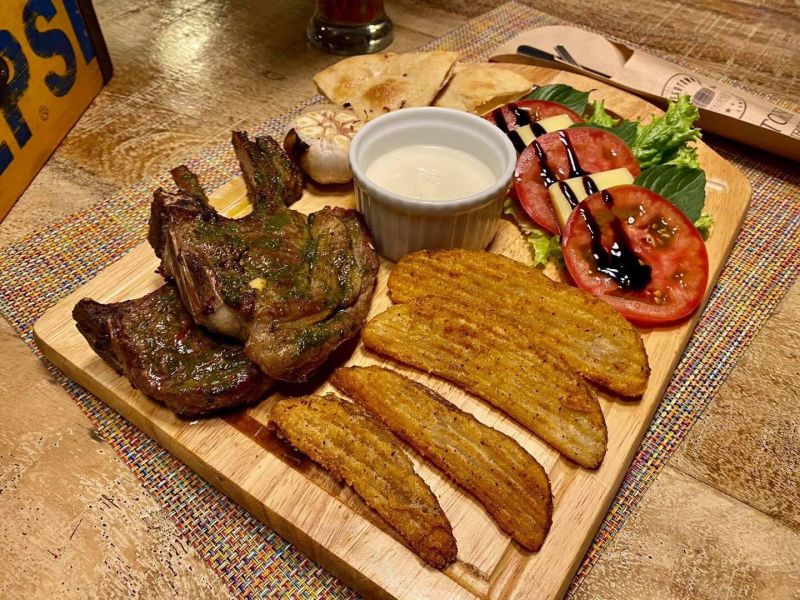 Beertown Restaurant & Pub