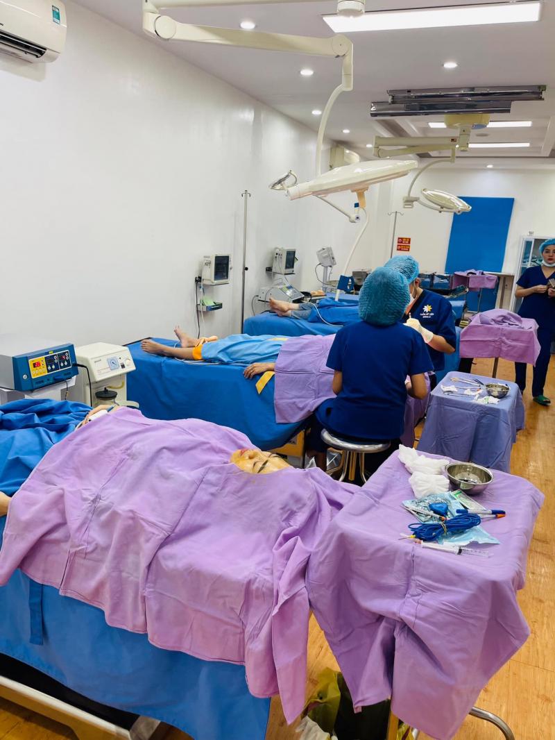 Bệnh viện Thẩm mỹ Đông Á